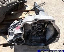 Коробка передач КПП (Schaltung) 4 Gang NISSAN SUNNY III HATCHBACK (N14) 1.4 I