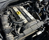 Двигатель Opel Omega B 2.0 16V - Двигатель в сборе  X20XEV