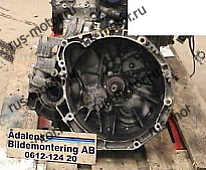 Коробка передач RENAULT MEGANE II КПП 6-ступенчатая - F4R-770 - 7701717716 - Bj 2005 - 69990 km