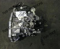 Коробка передач КПП    TOYOTA 1,3  1,33  VVT-i  YARIS  AURIS  COROLLA  IQ   Bj 2008